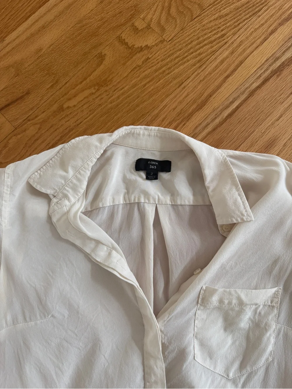J crew 365 100% silk button up cream shirt